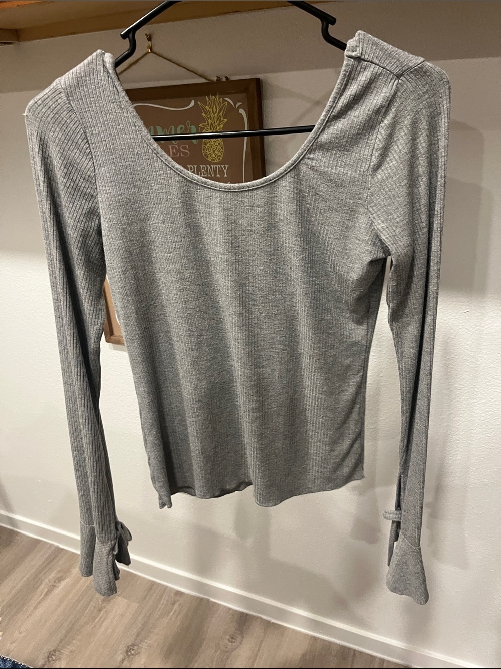 Band of Gypsies Light Gray Ribbed Scoop-Neck Long Sleeve Top